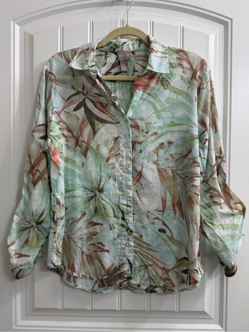 Chico's Pastel Tropical Print Button-Up Shirt 100% cotton size 2 women’s medium